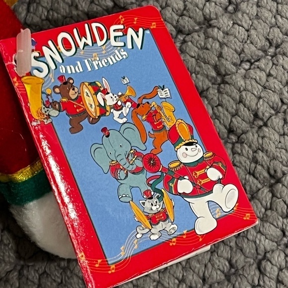 Tagged 1999 8" Snowden Plush Snowman Drum Major Ornament Christmas Beanie Target - Picture 7 of 13